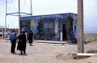 Toilettenh�uschen am Stra�enrand