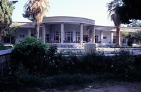 Das ehemalige Haus der deutschen Arch�ologen in Persepolis